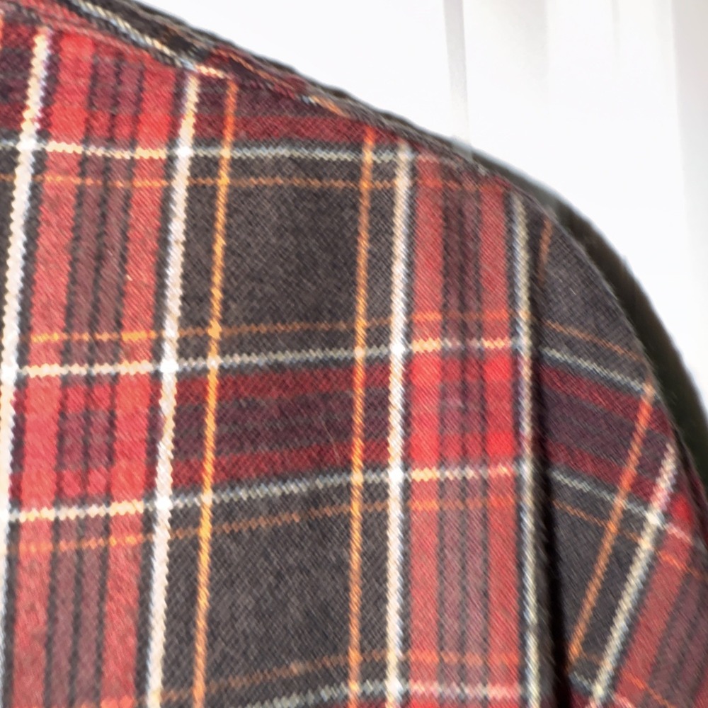 Orvis Flannel Shirt Men's Large Red Black Plaid Button Up Cotton Merino Wool EUC - Picture 4 of 7